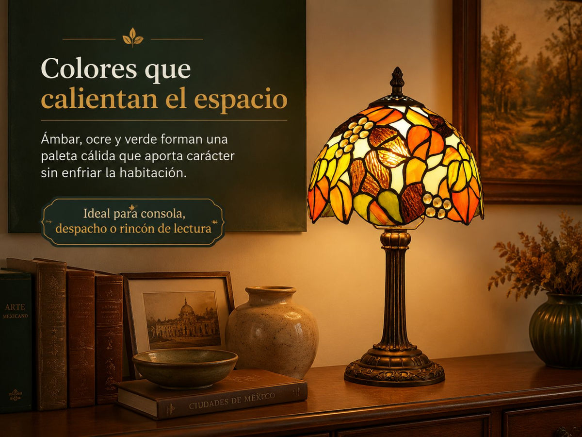 Hojas de arce, en tonos cálidos.